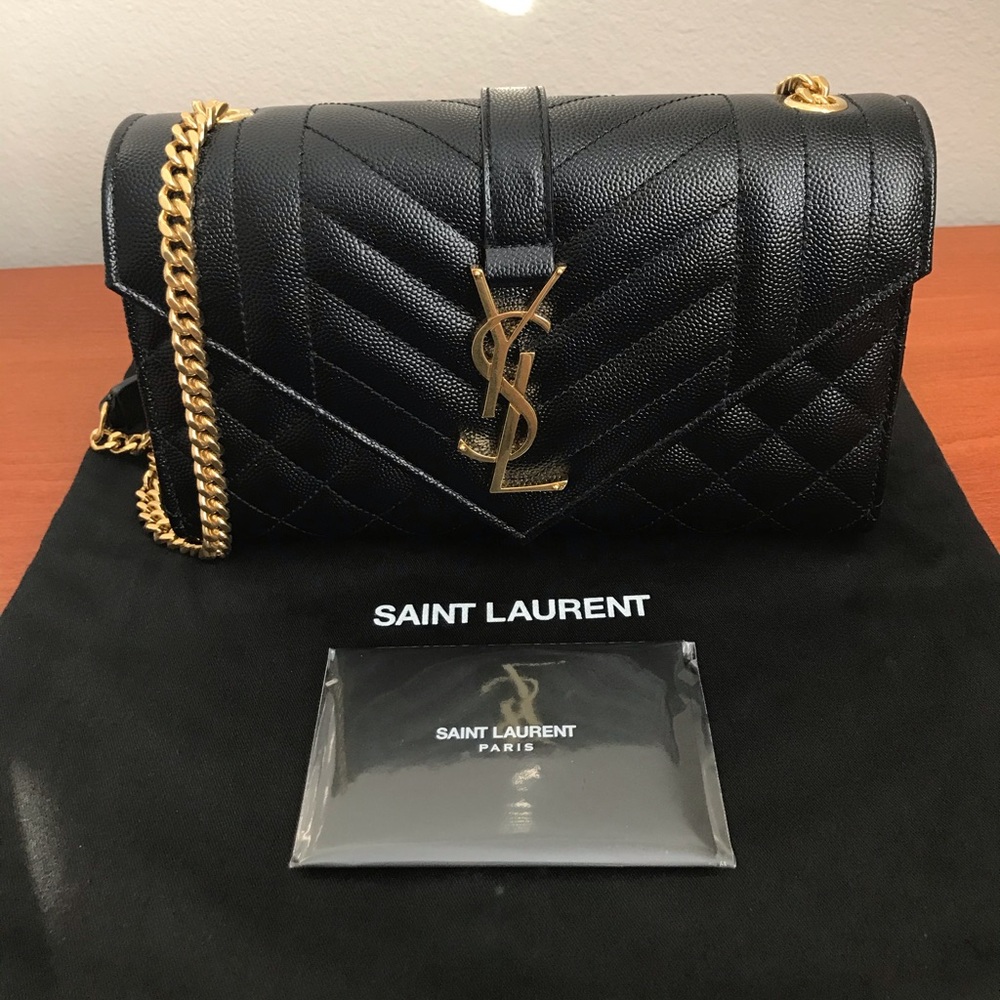 ✨SOLD✨2019 Saint Laurent Small Monogramme Envelope - Picture 1 of 8
